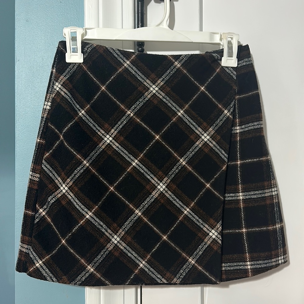 Plaid mini skirt
